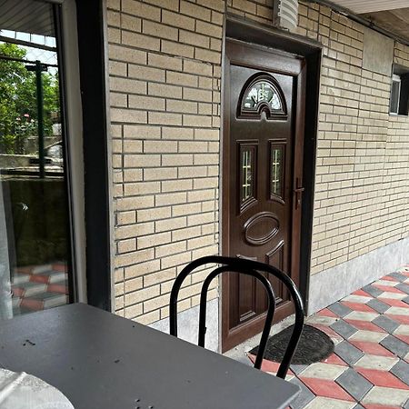 Guest House HAPPY HOUSE Koutaïssi Extérieur photo